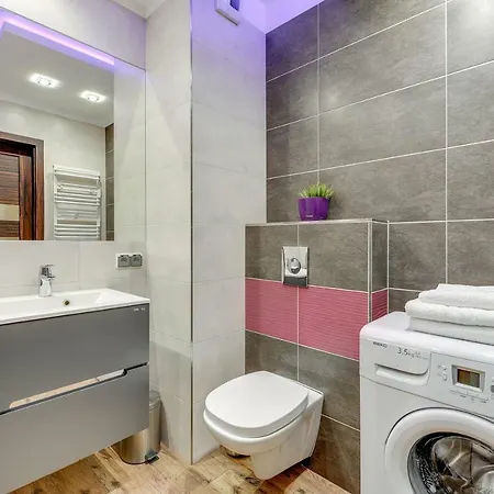Apartmán Flats For Rent - Chmielna Riverside 37 Spa&wellness